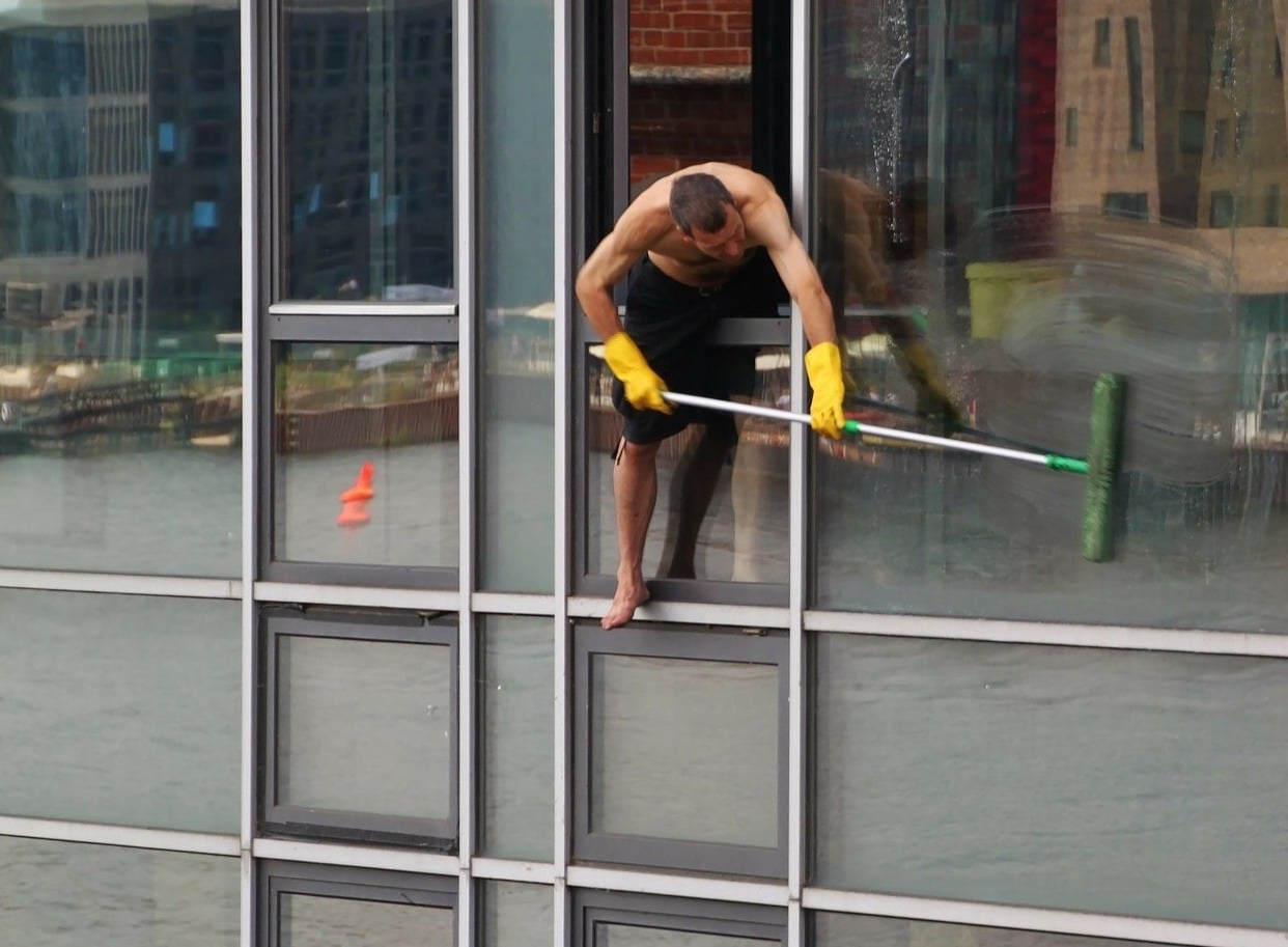 Fit mit Fenster putzen Menshelp.de